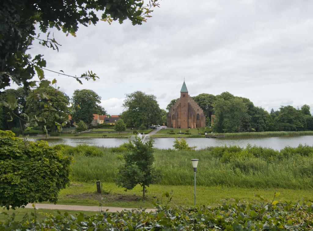 Hotel Pilgrimshuset Maribo Exterior foto